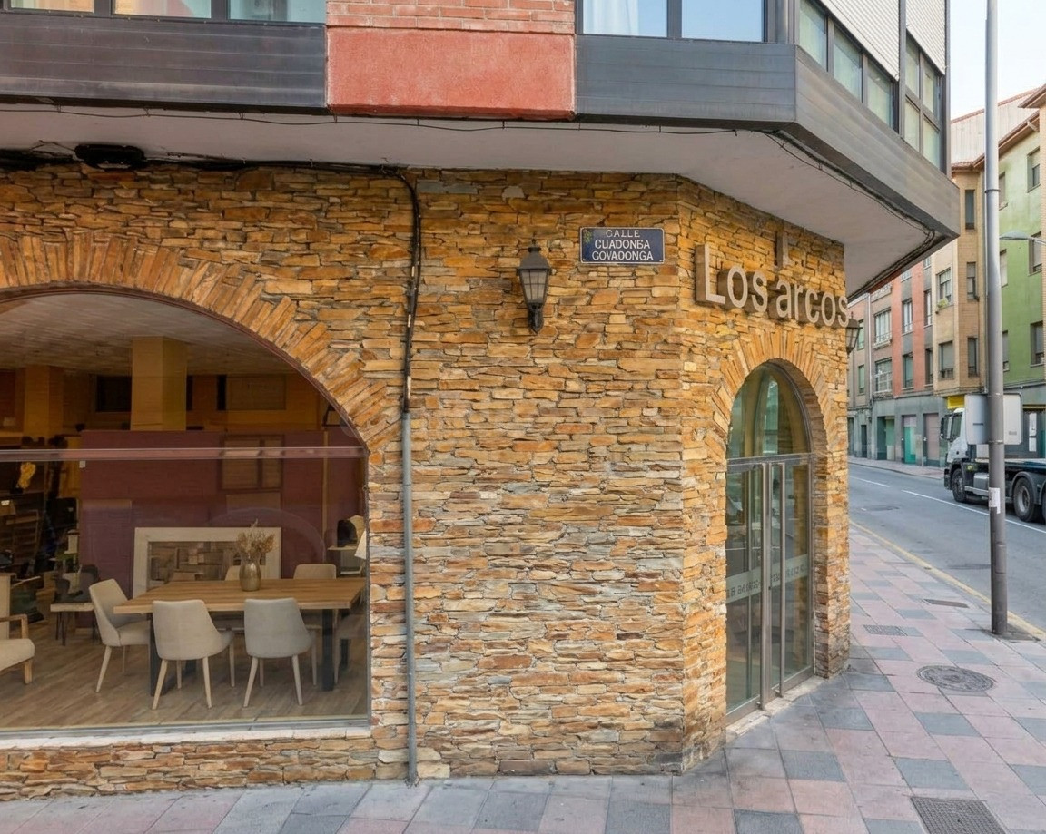 LOCAL COMERCIAL DE 600 m2 EN MIERES – 45 METROS DE FACHADA Y - foto 2