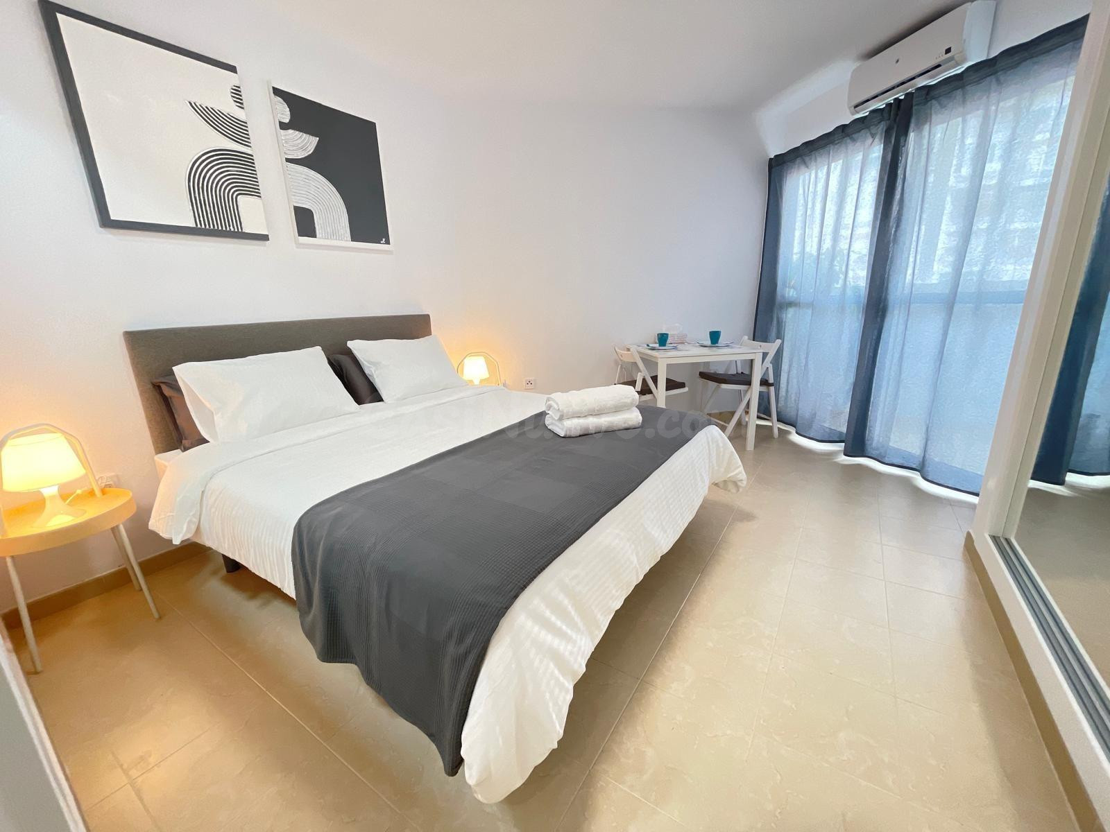 FANTASTICO ESTUDIO CON LICENCIA TURISTICA