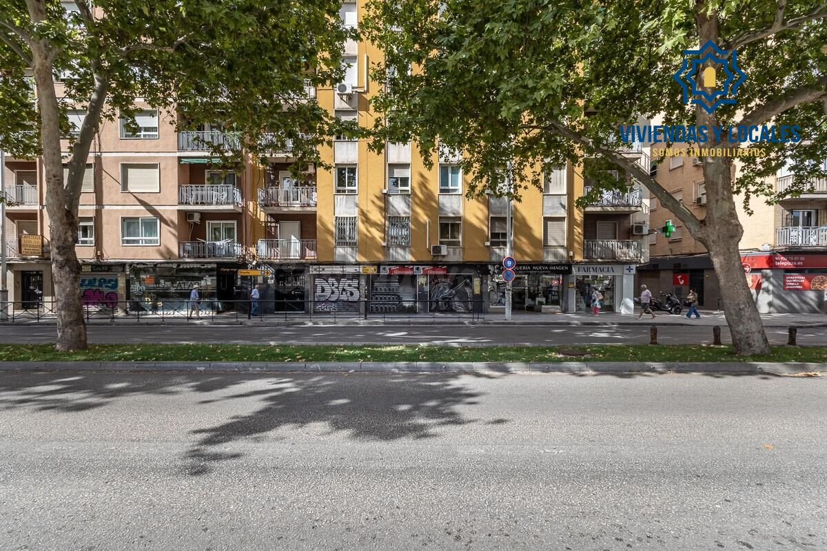 LOCAL DE 247 m2 EN AVENIDA DE MADRID – GRANADA CAPITAL