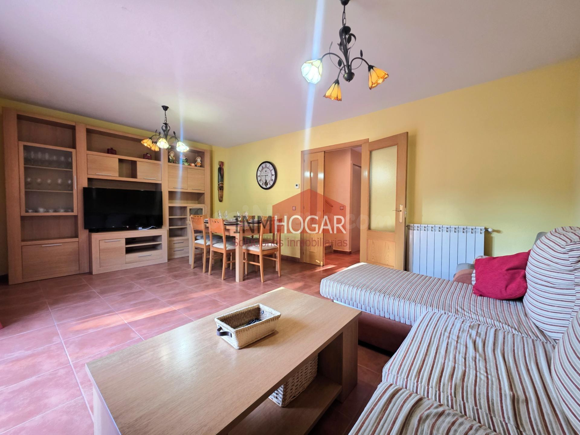 CHALET ADOSADO EN HERVENCIAS - foto 2