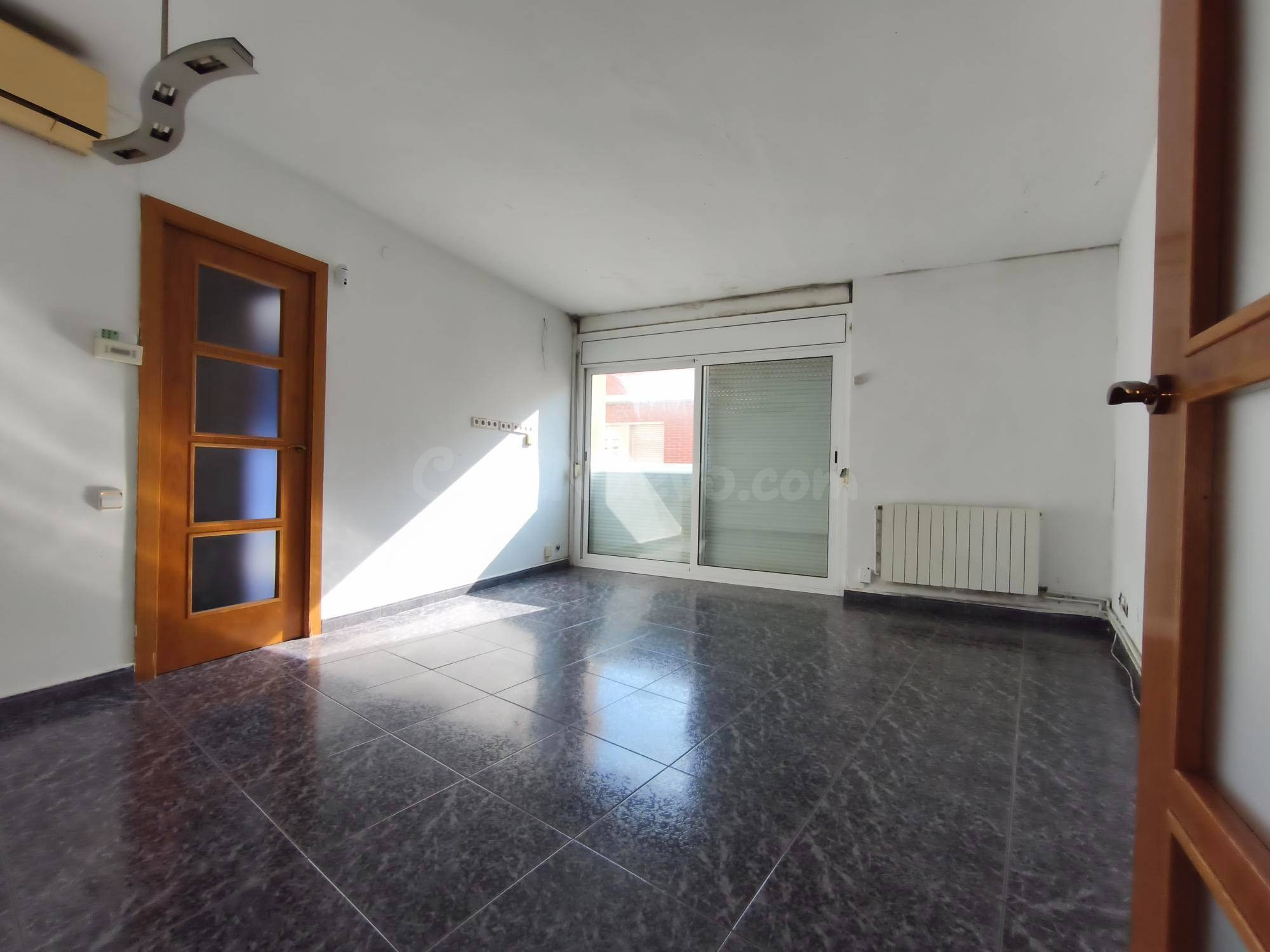 PISO DE 3 habitaciones EN LA TEIXONERA , MUY SOLEADO Y BIEN EQUIPADO