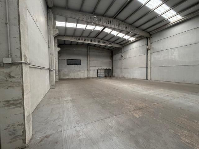 SE ALQUILA NAVE INDUSTRIAL POLIGONO DE SAN CIBRAO DAS VIÑAS - foto 4