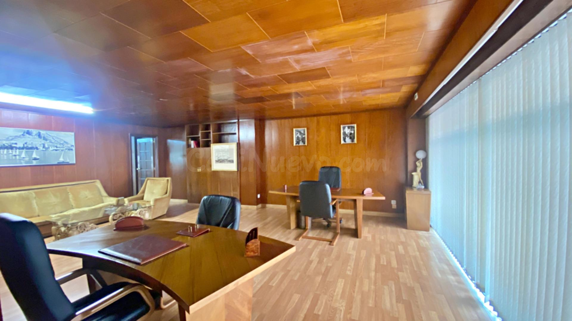 LOCAL COMERCIAL ZONA CENTRO ALICANTE - ENTREPLANTA+PLANTA BAJA+SOTANO