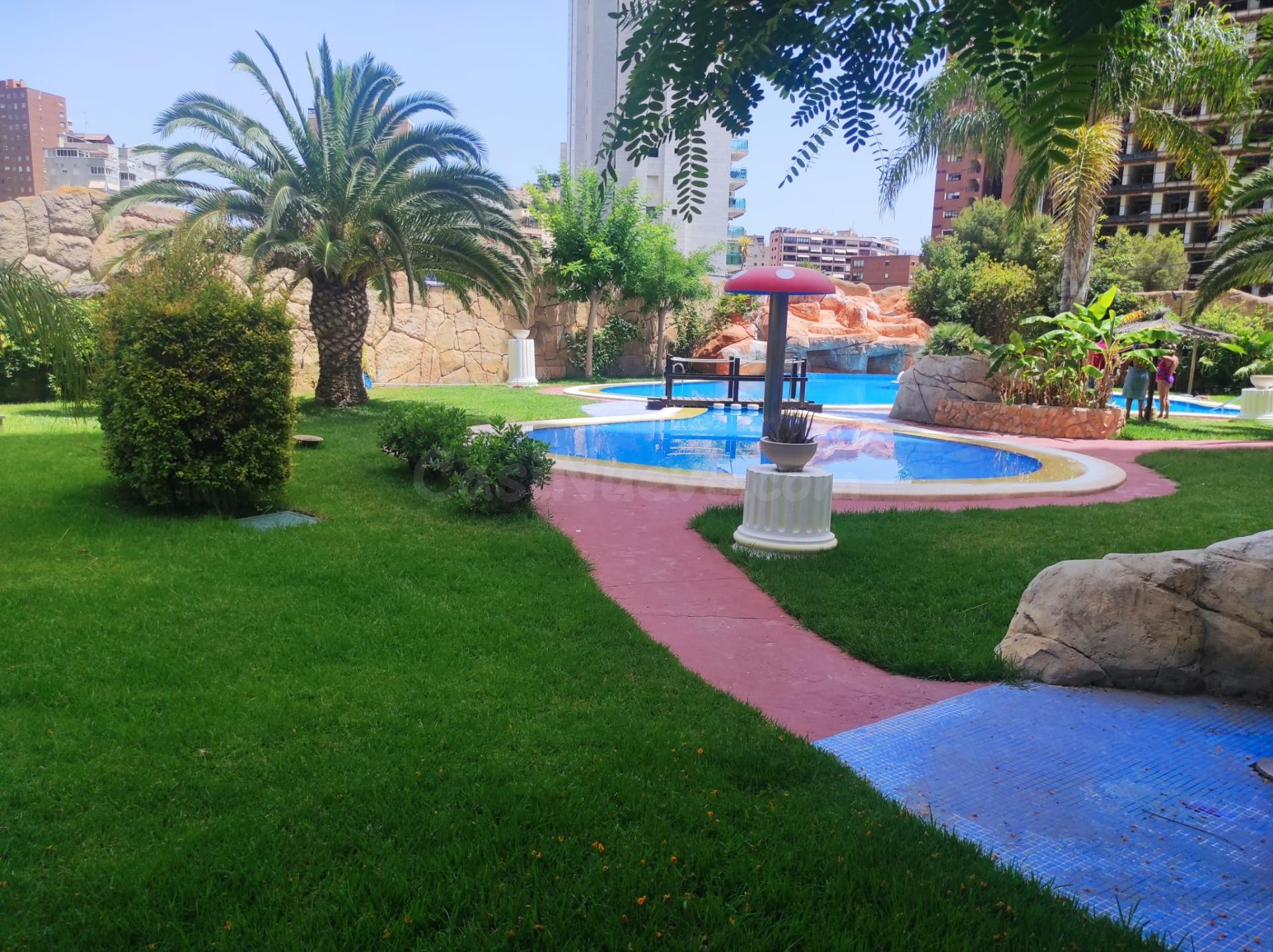 Cala Villajoyosa vendo 1 dormitorio doble cocina independiente  amplio salon. Milpisos.es