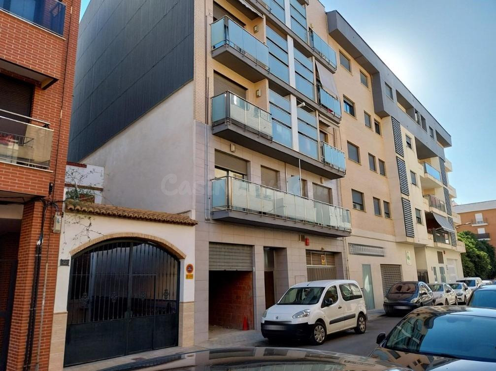LOCAL COMERCIAL EN BRUTO EN VENTA EN PICASSENT (VALENCIA)