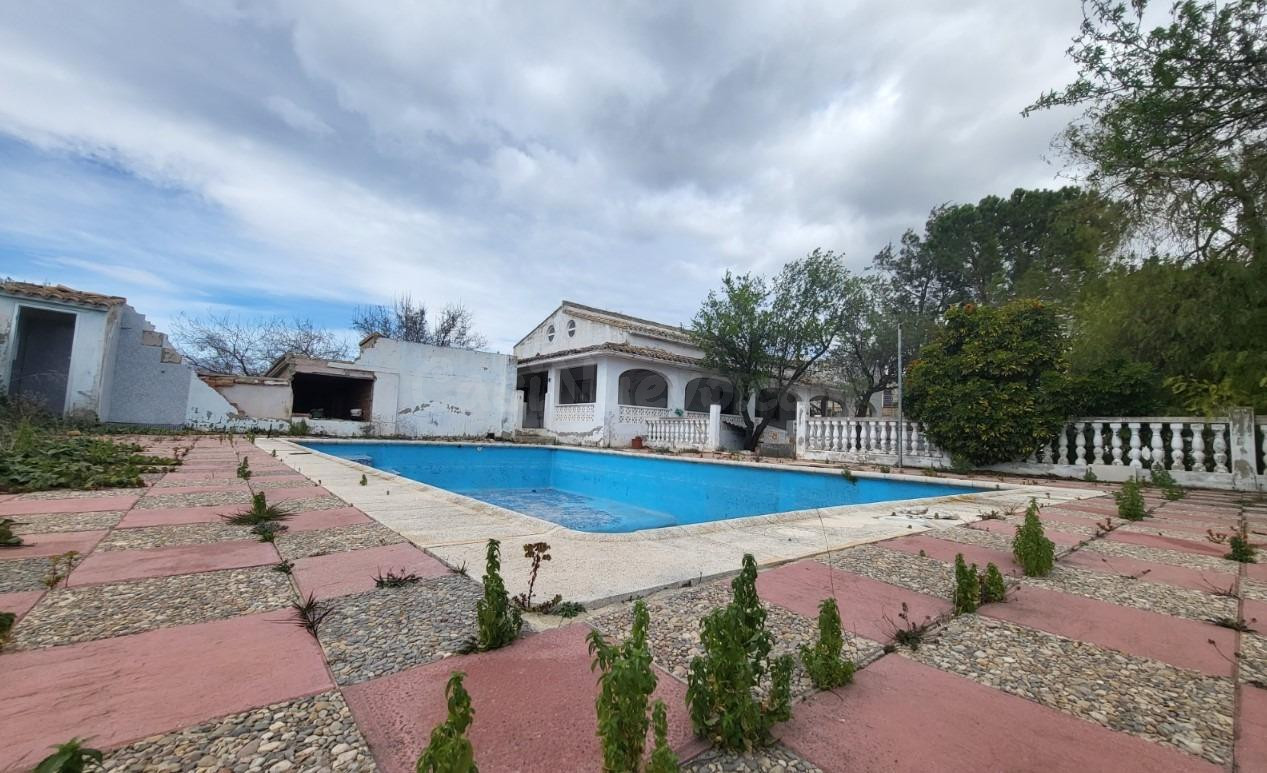 VIVIENDA EN VENTA CATADAU (VALENCIA)