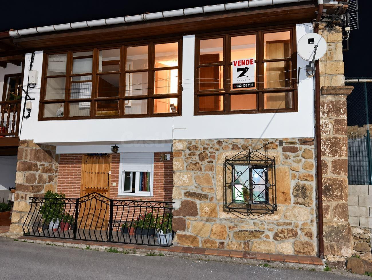CASA ADOSADA DE PIEDRA CON CUADRA Y PAJAR EN CARANCEJA–REOCÍ - foto 5