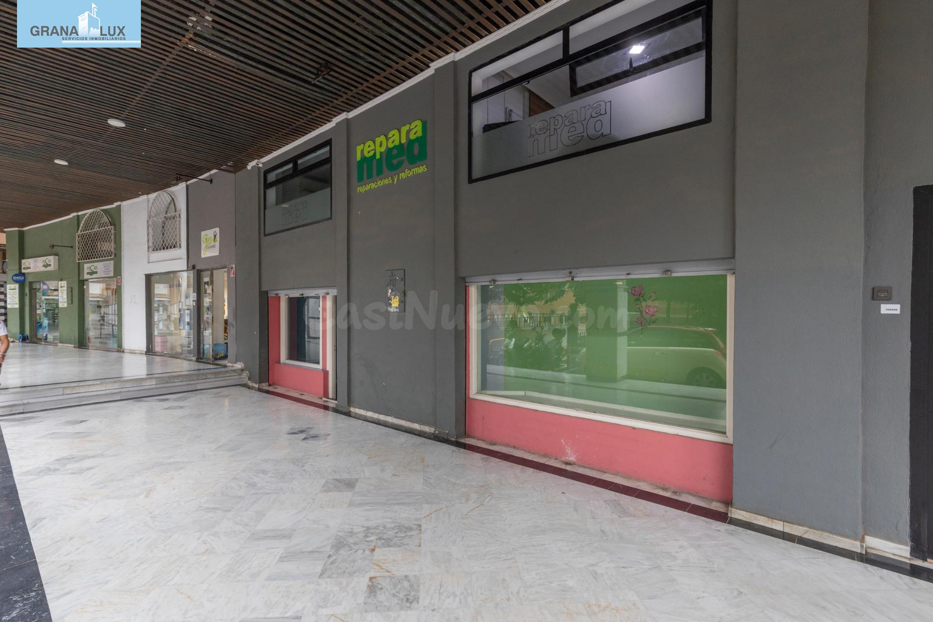 LOCAL COMERCIAL EN VENTA EN CALLE AGUSTINA DE ARAGÓN