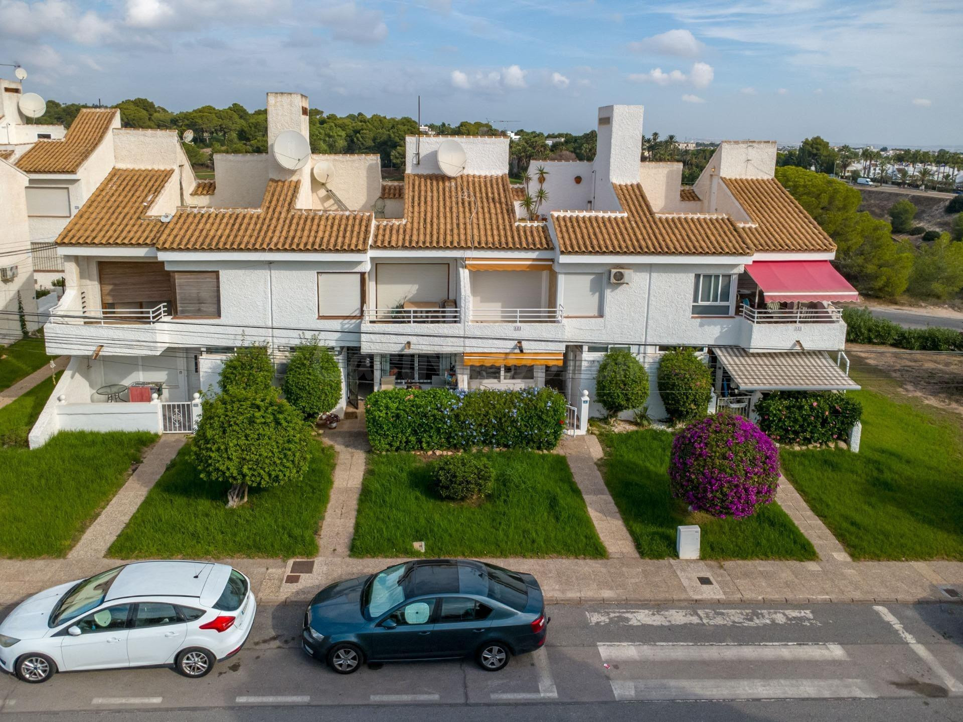¡EN VENTA! BUNGALOW REFORMADO EN LA COSTA BLANCA