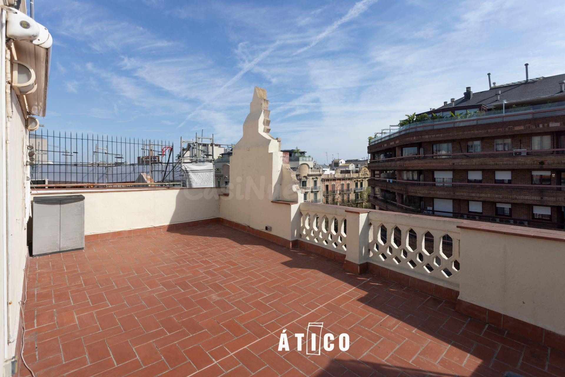 Ático con terraza privada en L'Antiga Esquerra de l'Eixample de Barcelona