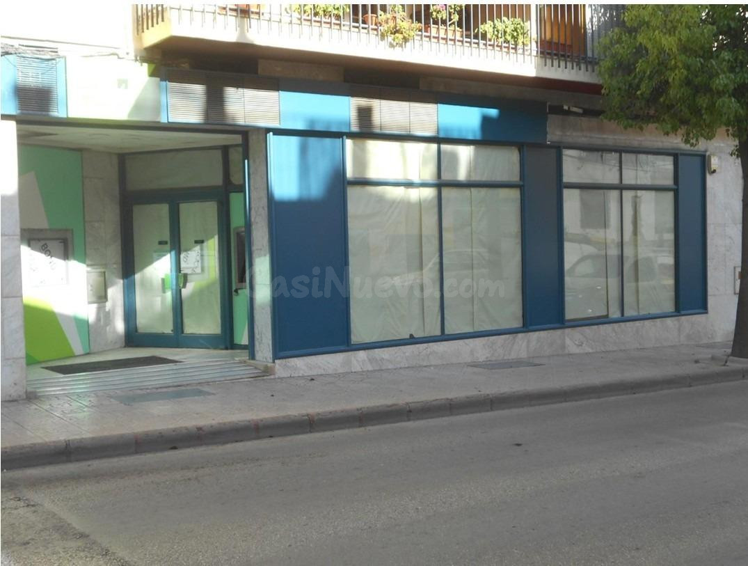 Local en venta en Martos, Jaén.