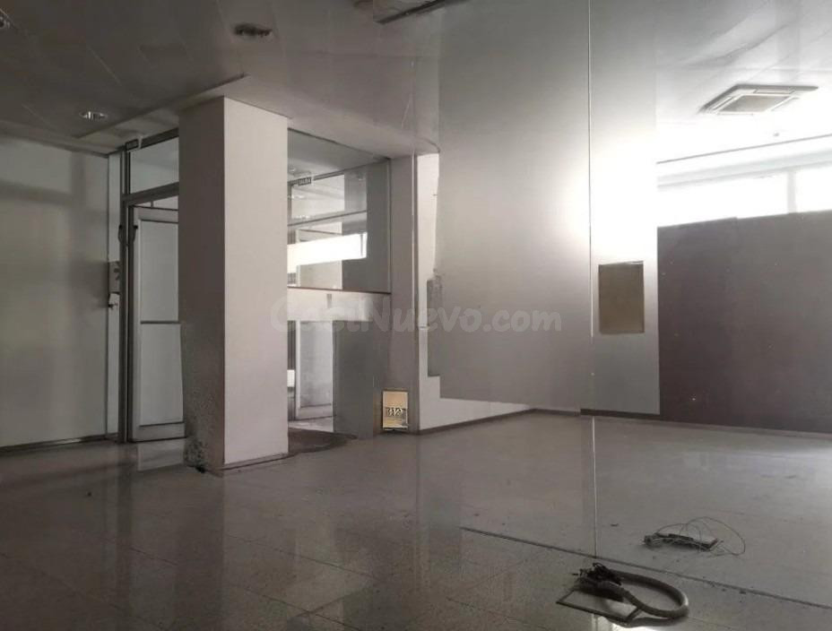 Local en venta en Sevilla