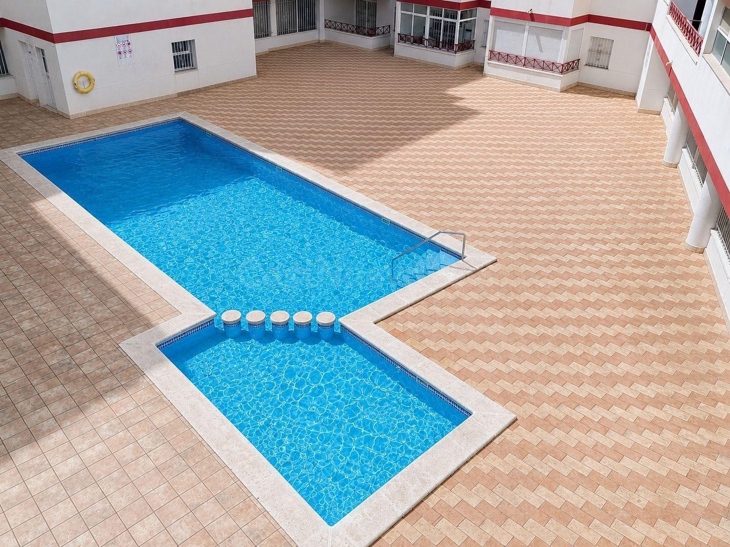 FANTÁSTICO APARTAMENTO CON PISCINA COMUNITARIA, IDÓNEO COMO VACACIONAL