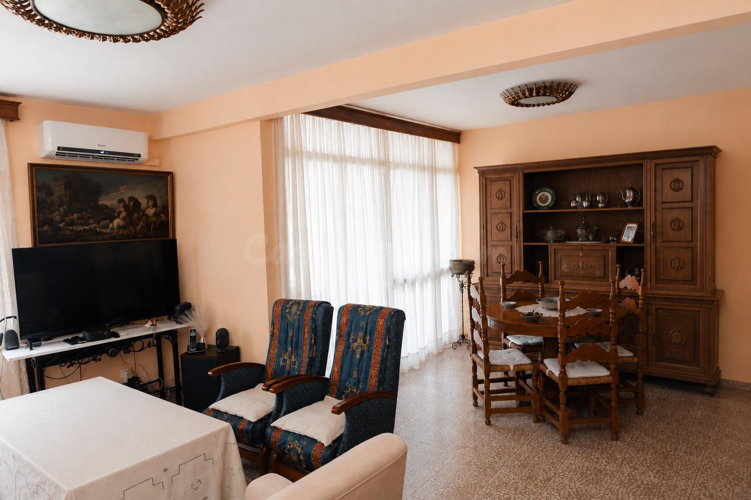 AMPLIA VIVIENDA EN ZONA CATEDRAL – JEREZ DE LA FRONTERA - foto 2