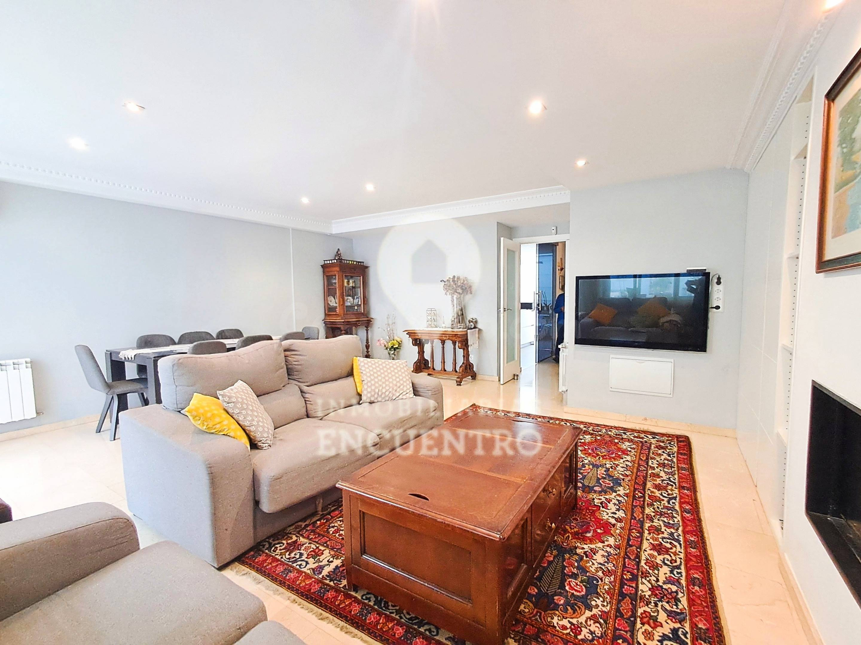Chalet adosado en venta en Aravaca