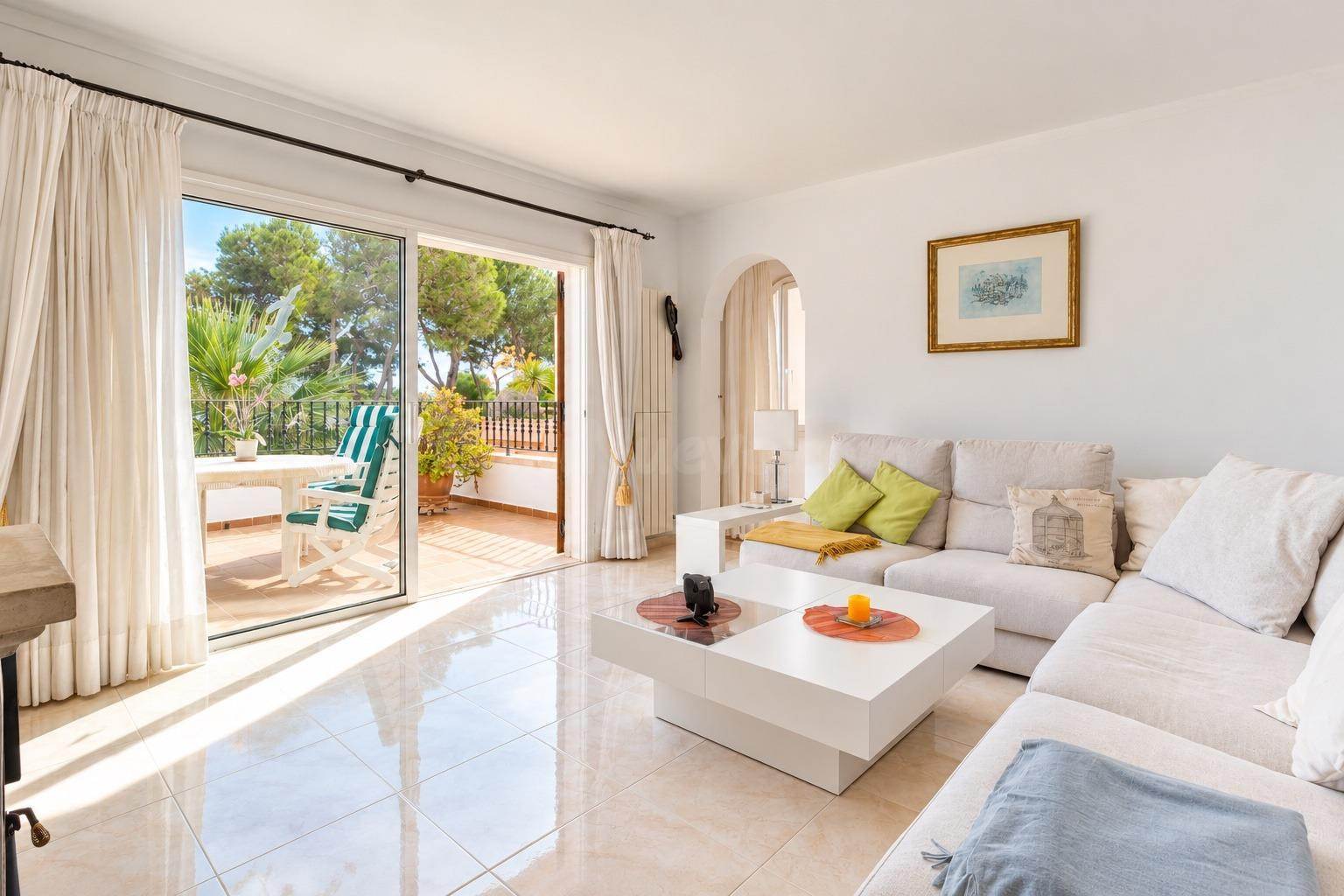 Apartamento con amplia terraza y vistas al puerto en Portope - foto 2