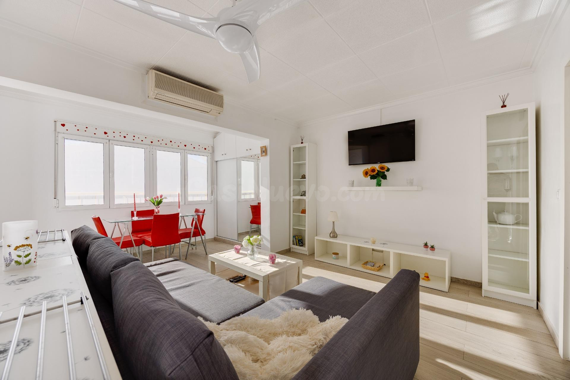☀️ Bungalow en planta alta en venta en la zona de Playa de los Náufragos, Torrevieja