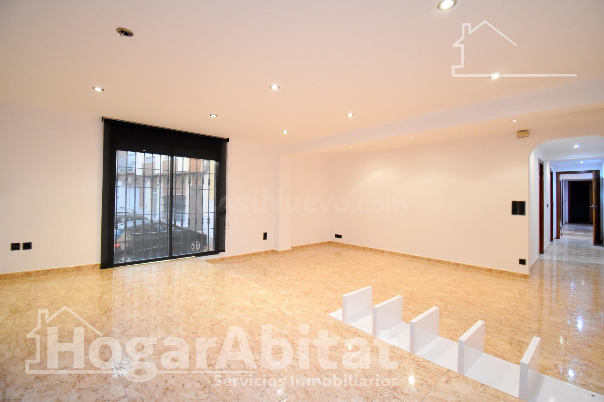 Espacio familiar y comodidad absoluta en este piso totalment - foto 3