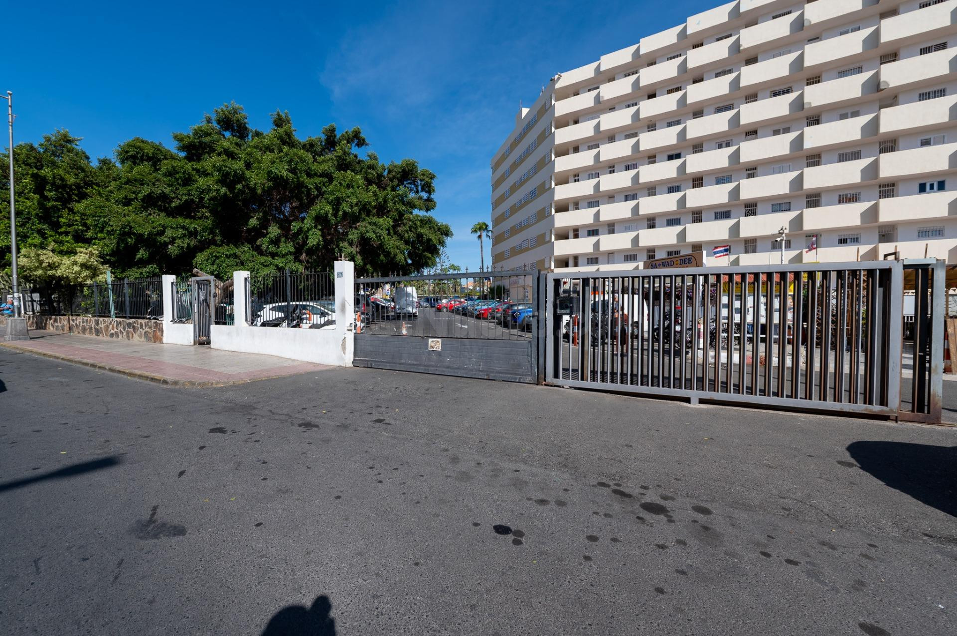 Atractivo apartamento en una ubicación céntrica de Playa del Inglés – con vistas a la piscina
