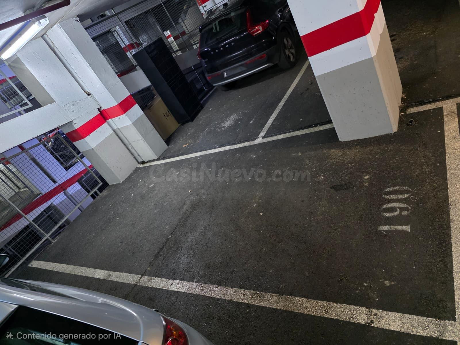 PLAZA DE GARAJE FRENTE AL CORTE INGLES