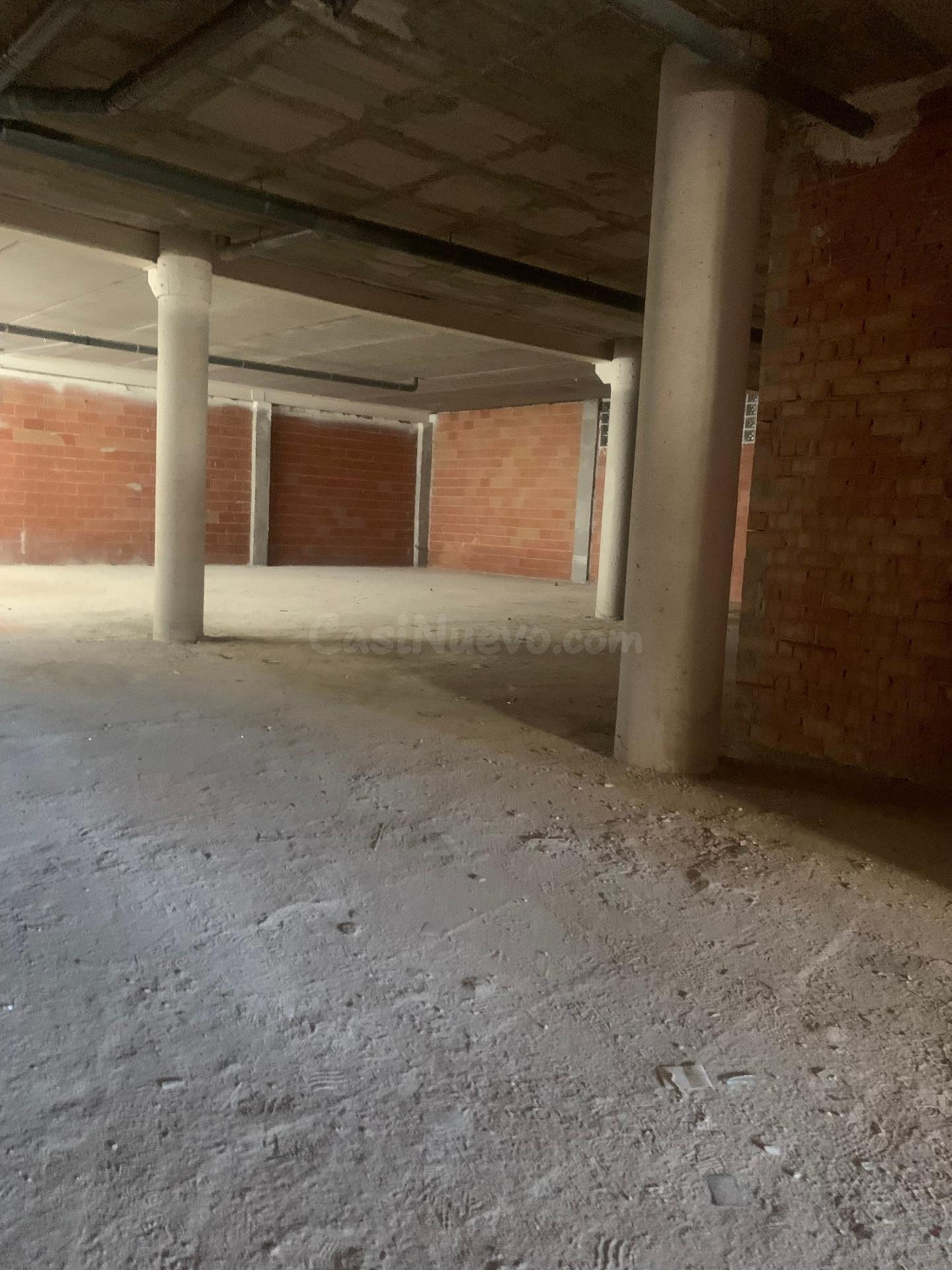 LOCAL COMERCIAL DE 330 M2 EN PLENO CENTRO DE SANT JOAN D’ ALACANT- FRENTE MERCADO MUNICIPAL- CON SALIDA DE HUMOS Y 2 PLAZAS DE GARAJE. - foto 3