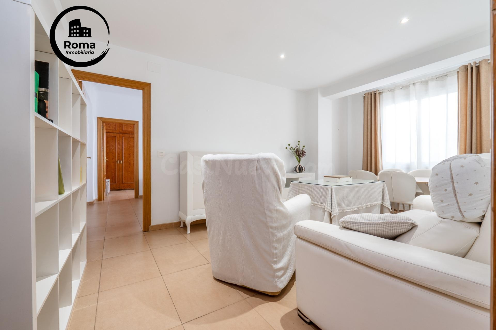 Piso de 87 m2 con 3 dormitorios en Pedro Antonio de Alarcón 27, junto a Recogidas