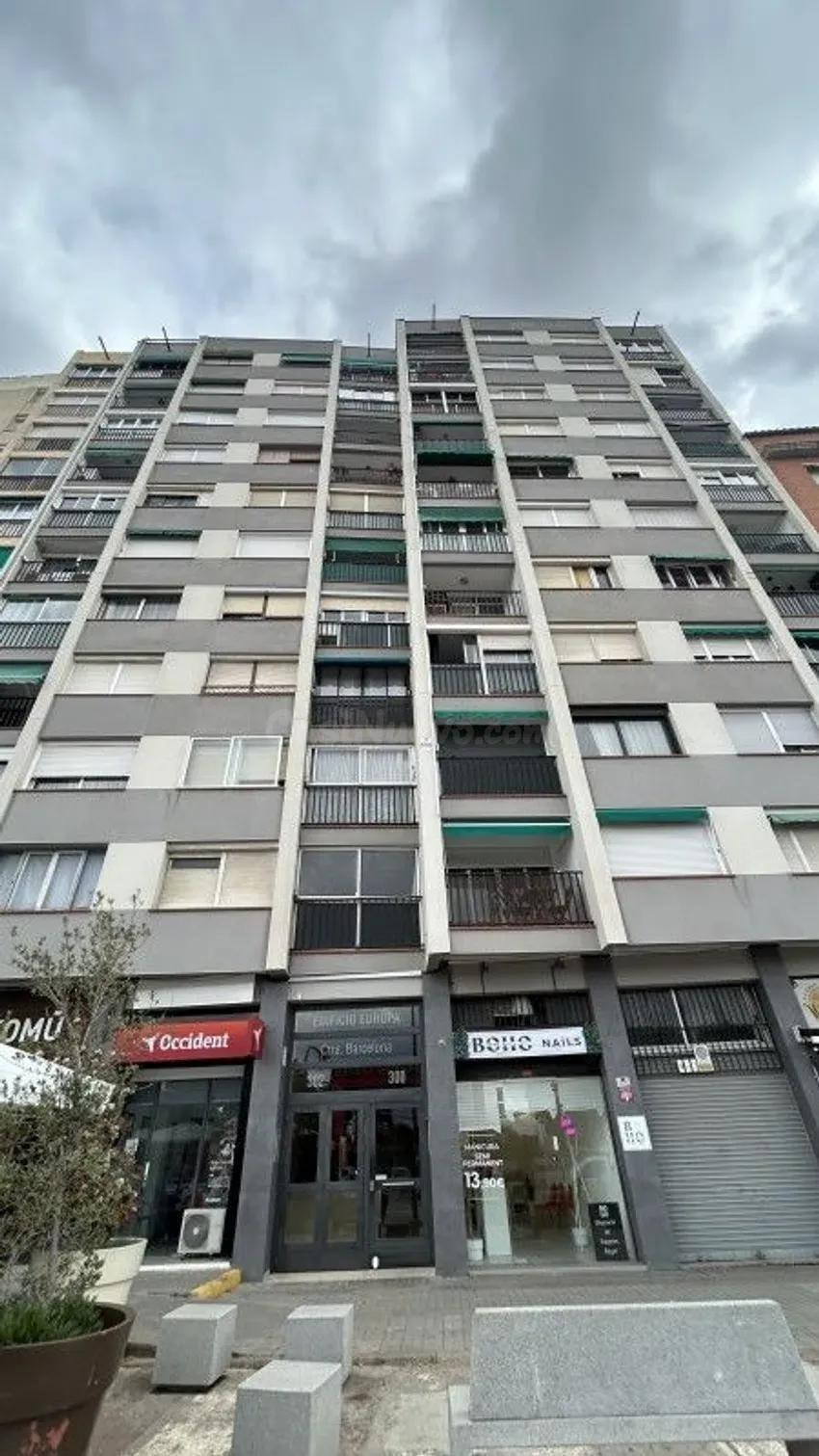 Se vende piso OKUPADO en Carretera Barcelona Nº 302 Barberà del Vallès (Barcelona)