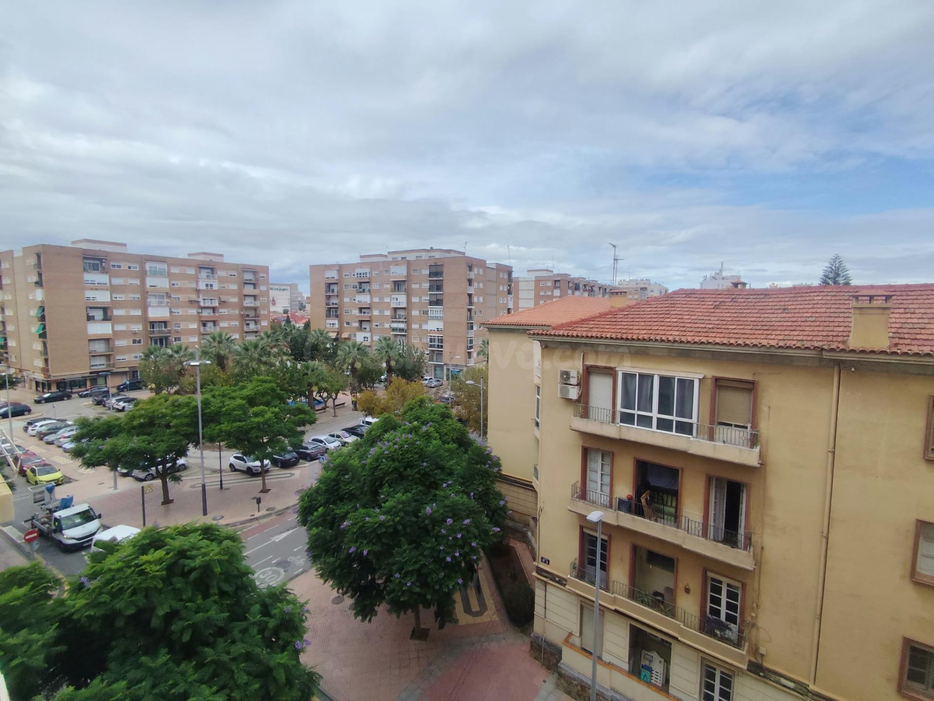 VIVIENDA EN VENTA EN CALLE ASDRUBAL...!!!!! CIUDAD JARDIN...!!!!!