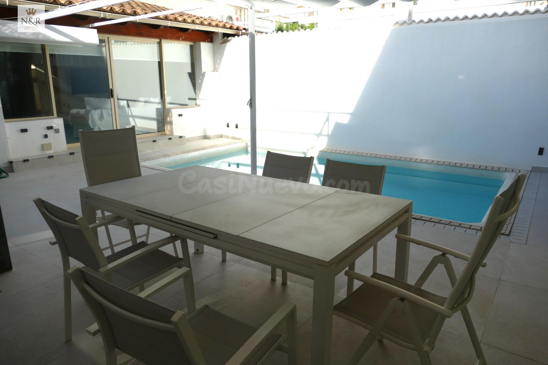 CASA UNIFAMILIAR AMUEBLADA CON PISCINA PRIVADA,CHIMENEA Y TE