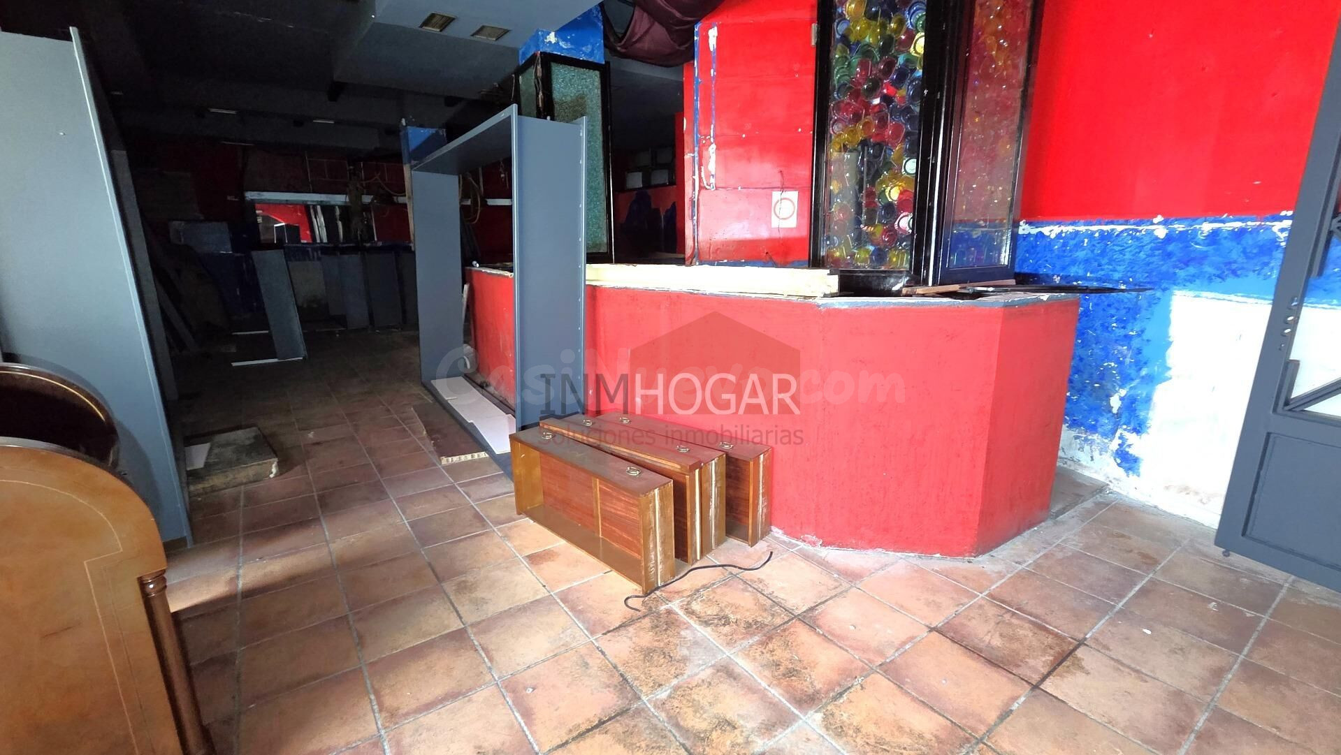 Amplio Local Comercial en la Zona Norte de Ávila – Oportunid - foto 3