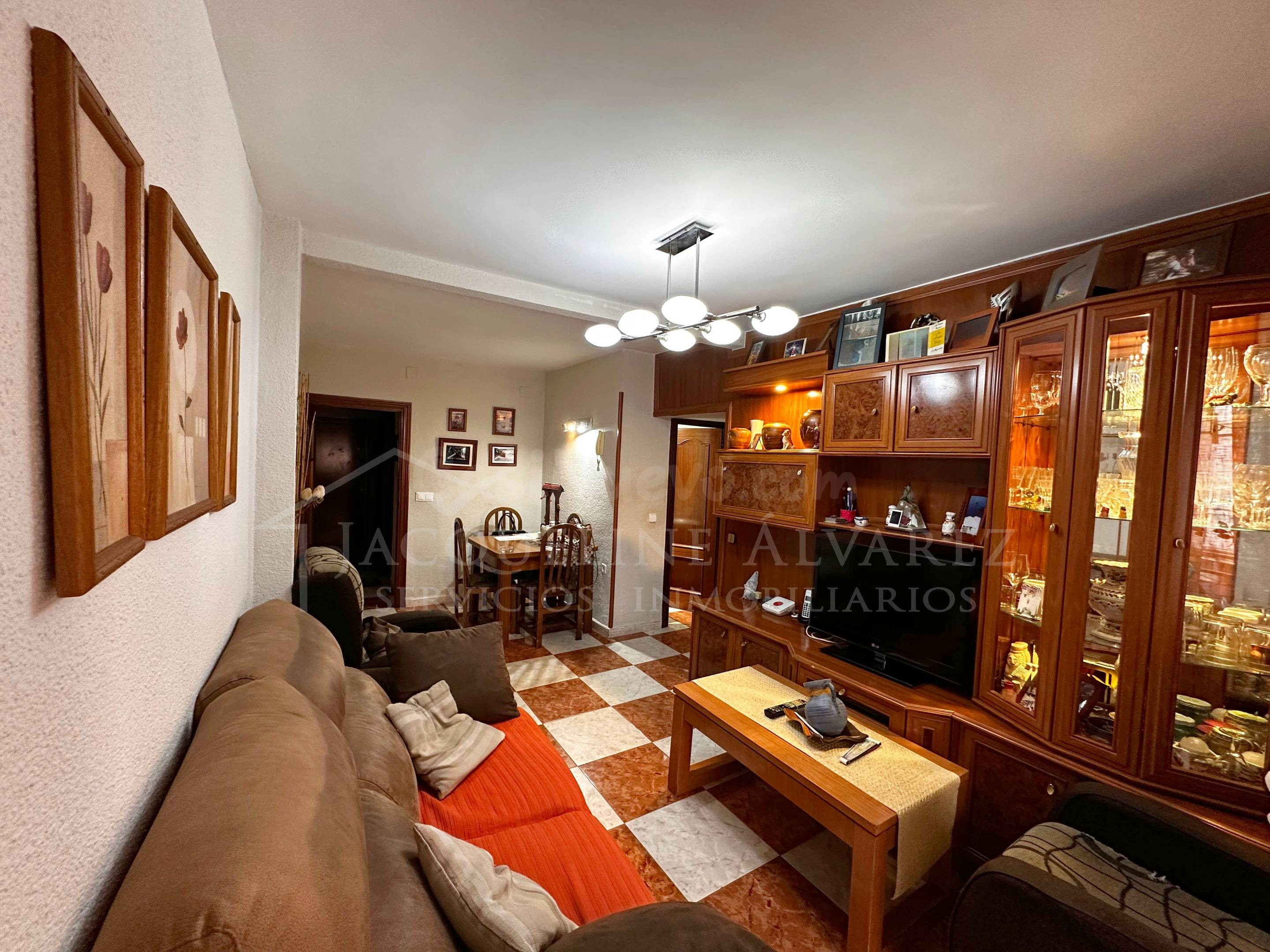 Oportunidad en Getafe: Luminoso piso de 3 dormitorios con ascensor y terraza