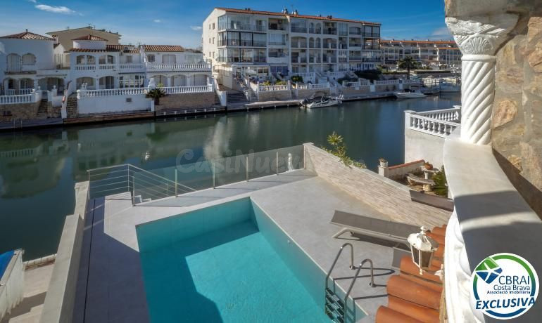 Magnífica casa de pescador con fondeo y piscina - foto 2