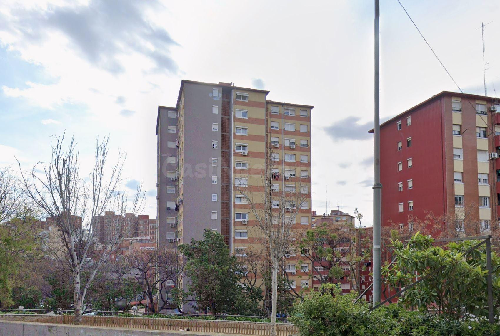 PISO EXTERIOR CON VISTAS AL MAR Y UN 6,51 % DE RENTABILIDAD BRUTA EN LLEFIÀ