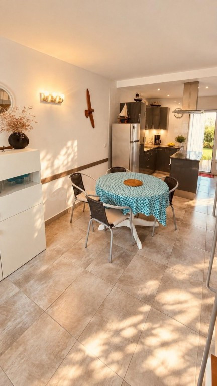Casa de 3 dormitorios con amarre privado de 10 x 3,50 m, licencia turística y piscina comunitaria – Port Estrella, Santa Margarida, Roses - foto 5