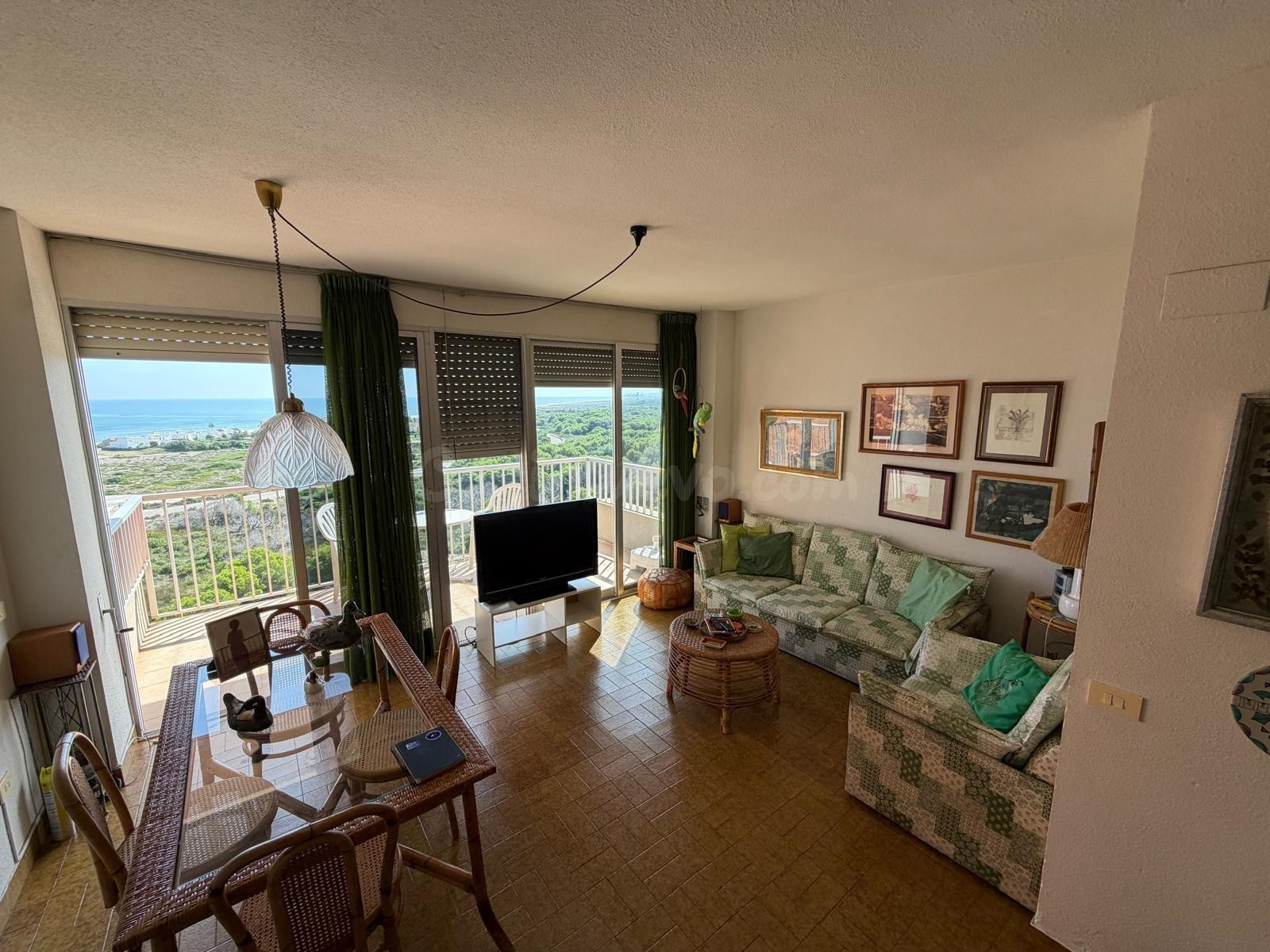 Duplex con dos terrazas y vistas al mar - foto 5