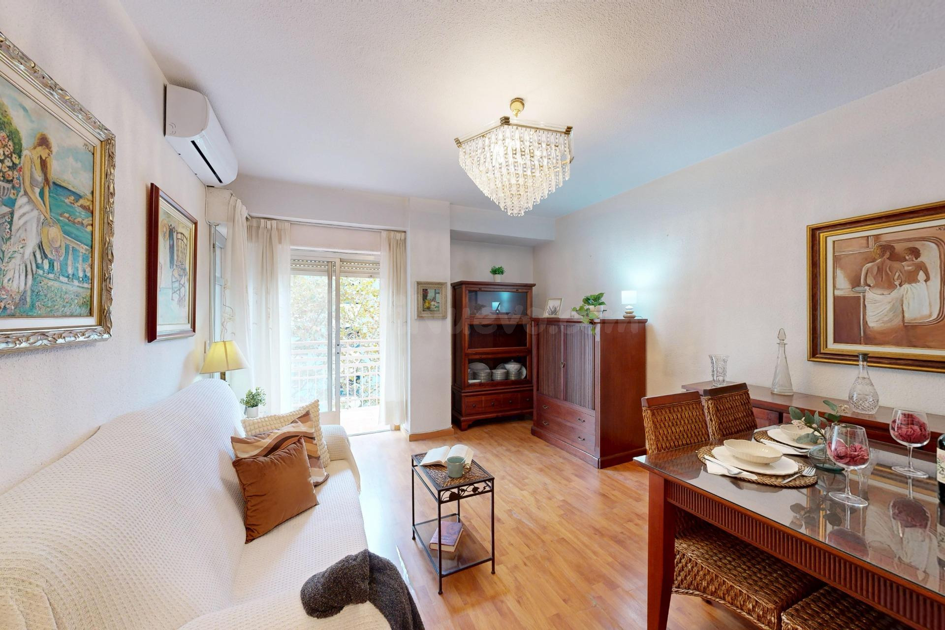 UNA VIVIENDA CON ENCANTO EN CALLE WSSELL DE GUIMBARDA!!! ☀️ - CARTAGENA