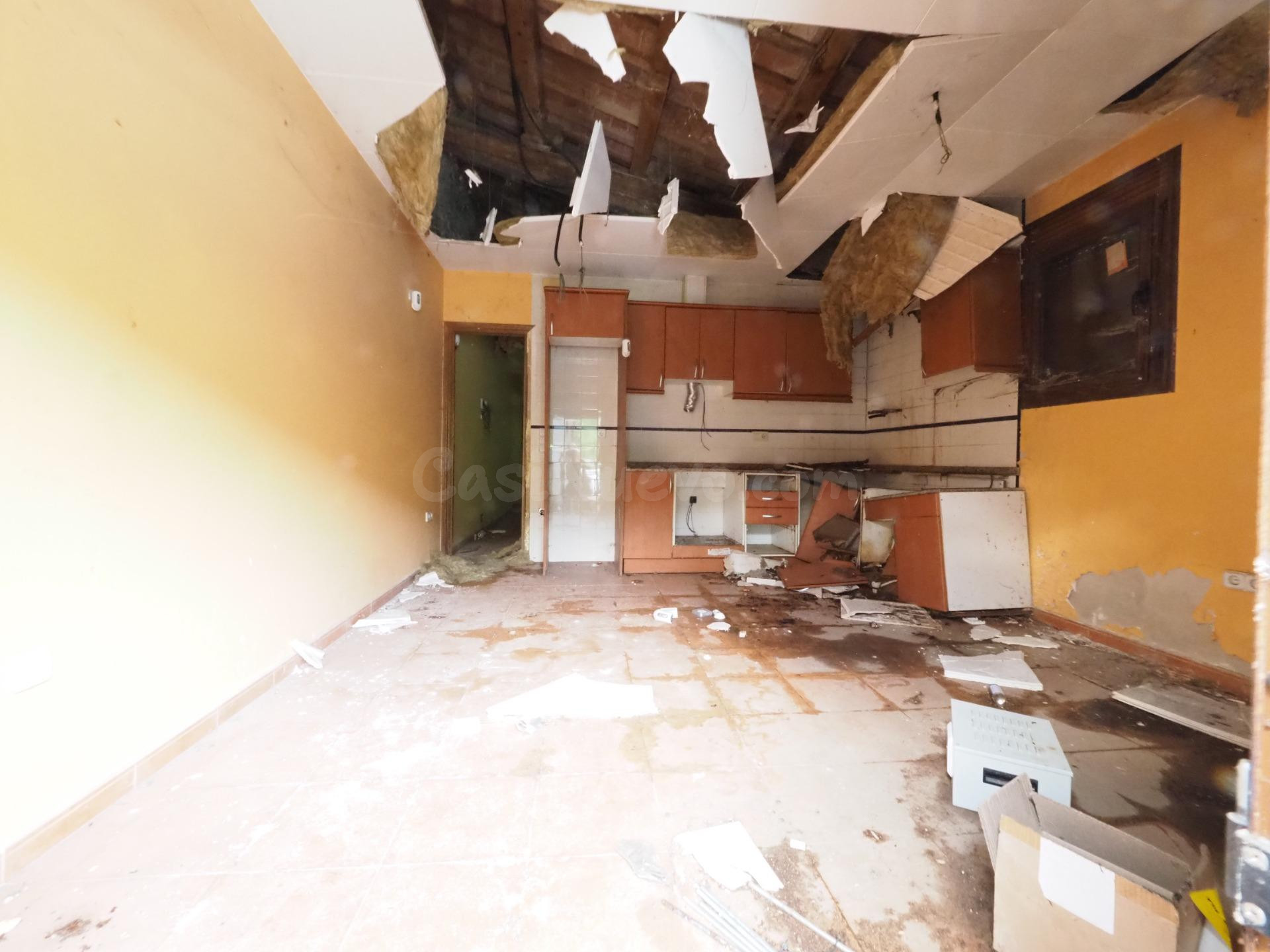 SE VENDE VIVIENDA UNIFAMILIAR EN MONTESQUIU - foto 2