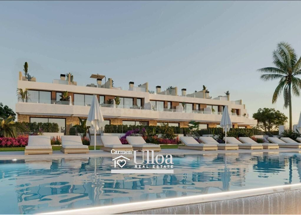 VILLA ADOSADA EN EL CAMPELLO CON TERRAZAS PARA DISFRUTAR AL  - foto 4