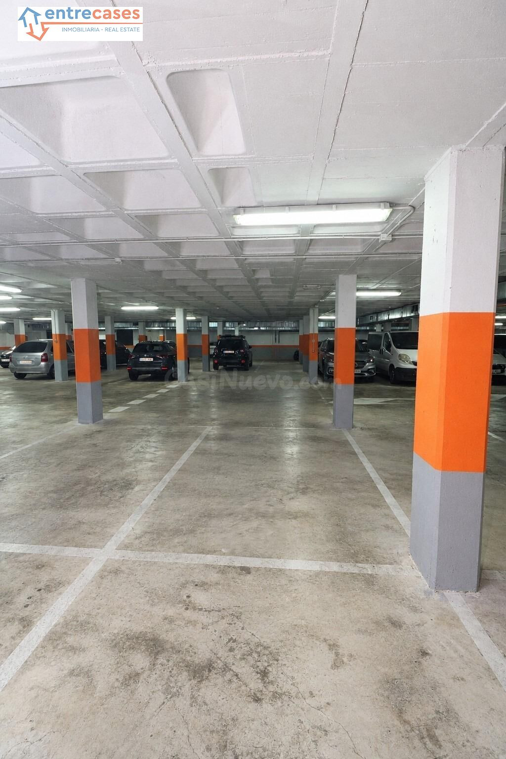 VENTA PLAZA DE GARAJE EN ZONA PERIODISTA AZZATI - foto 3