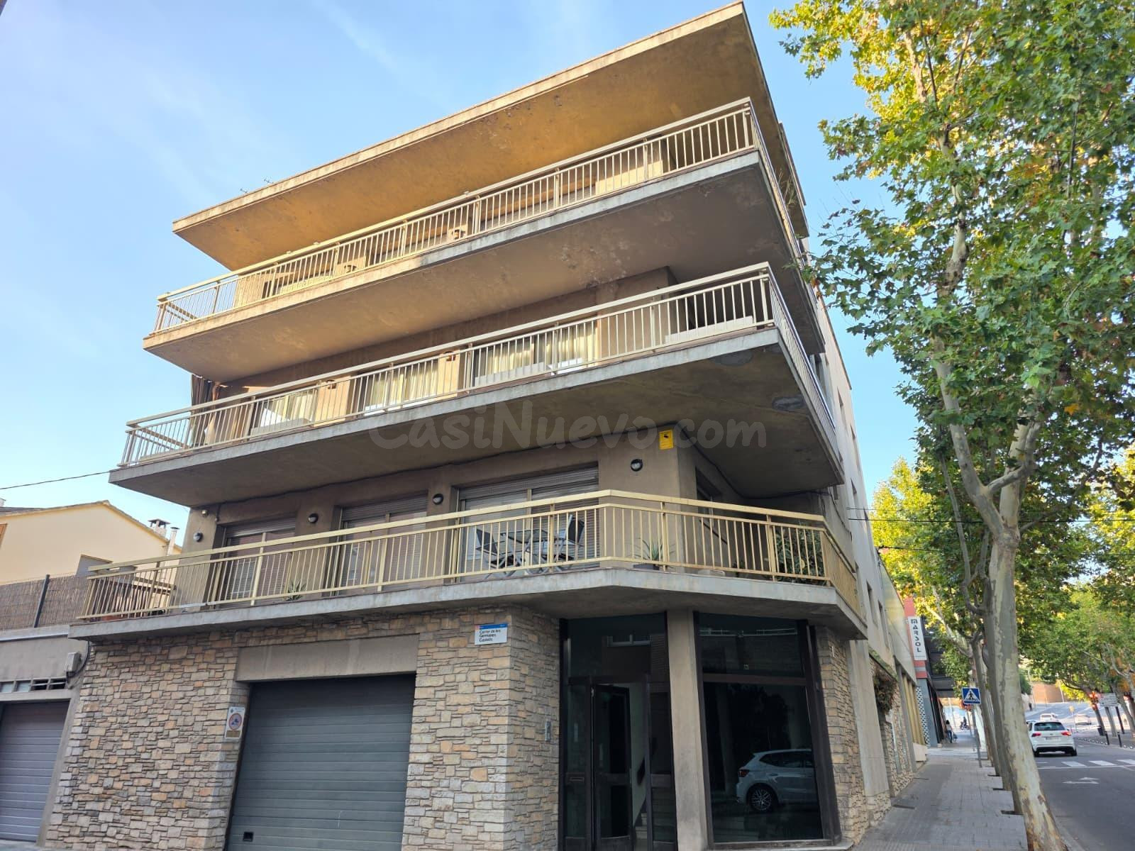 VENTA ÁTICO EN IGUALADA ZONA BALMES 6 habitaciones, TERRAZA Y GARAJE!!