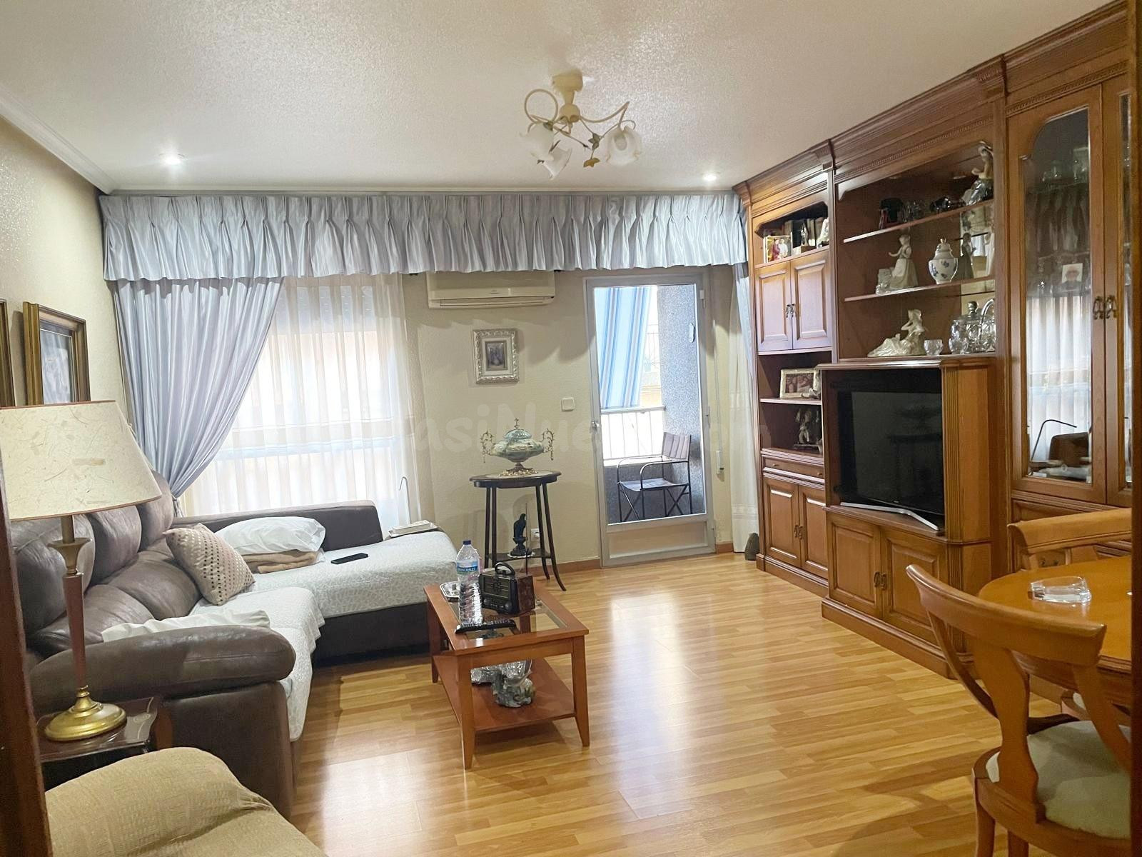 ¡PISO REFORMADO EN VENTA EN ELCHE, ZONA CARRÚS!