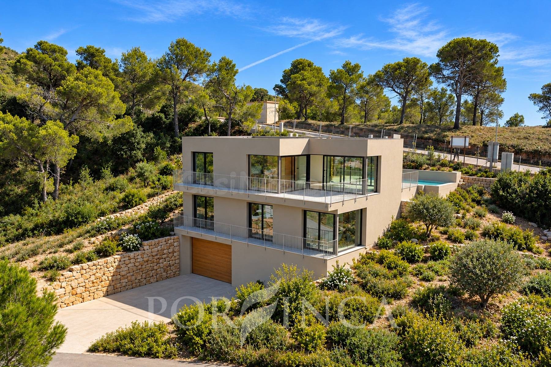 Exclusiva villa moderna con piscina cerca del centro de Begu