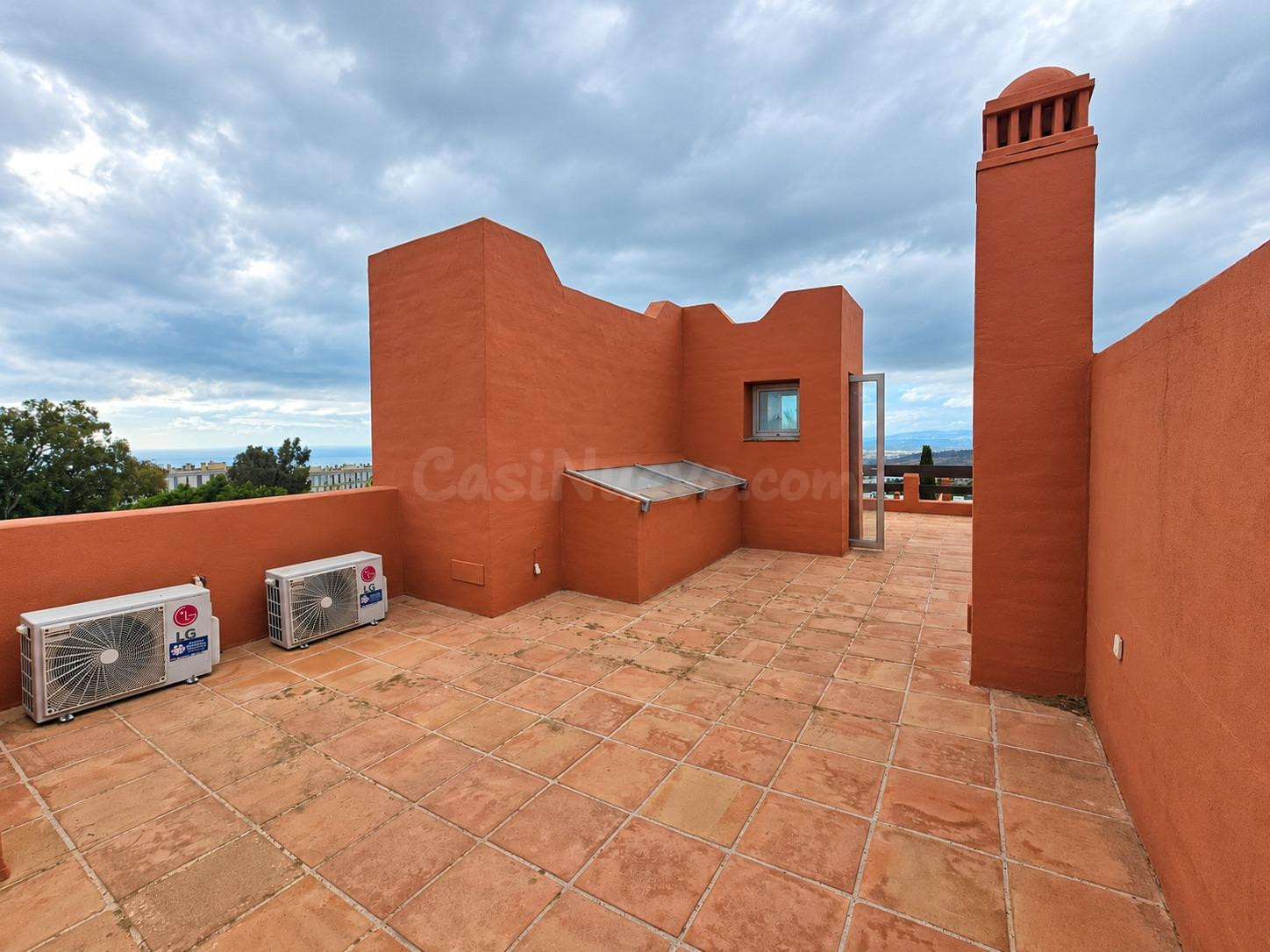 Espectacular casa adosada con vistas impresionantes - foto 5