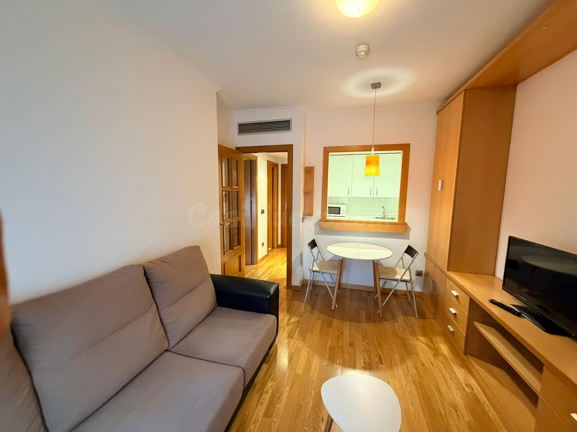 Piso 1 habitación 55m² en alquiler - Rejas - foto 3