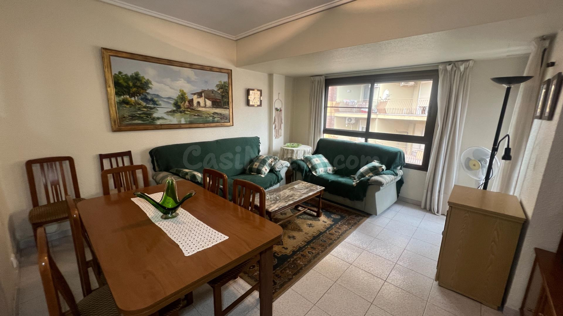 SE VENDE EN EXCLUSIVA PISO ZONA AVDA LIDON DE 4HB - 1BÑ PARA ENTRAR A VIVIR