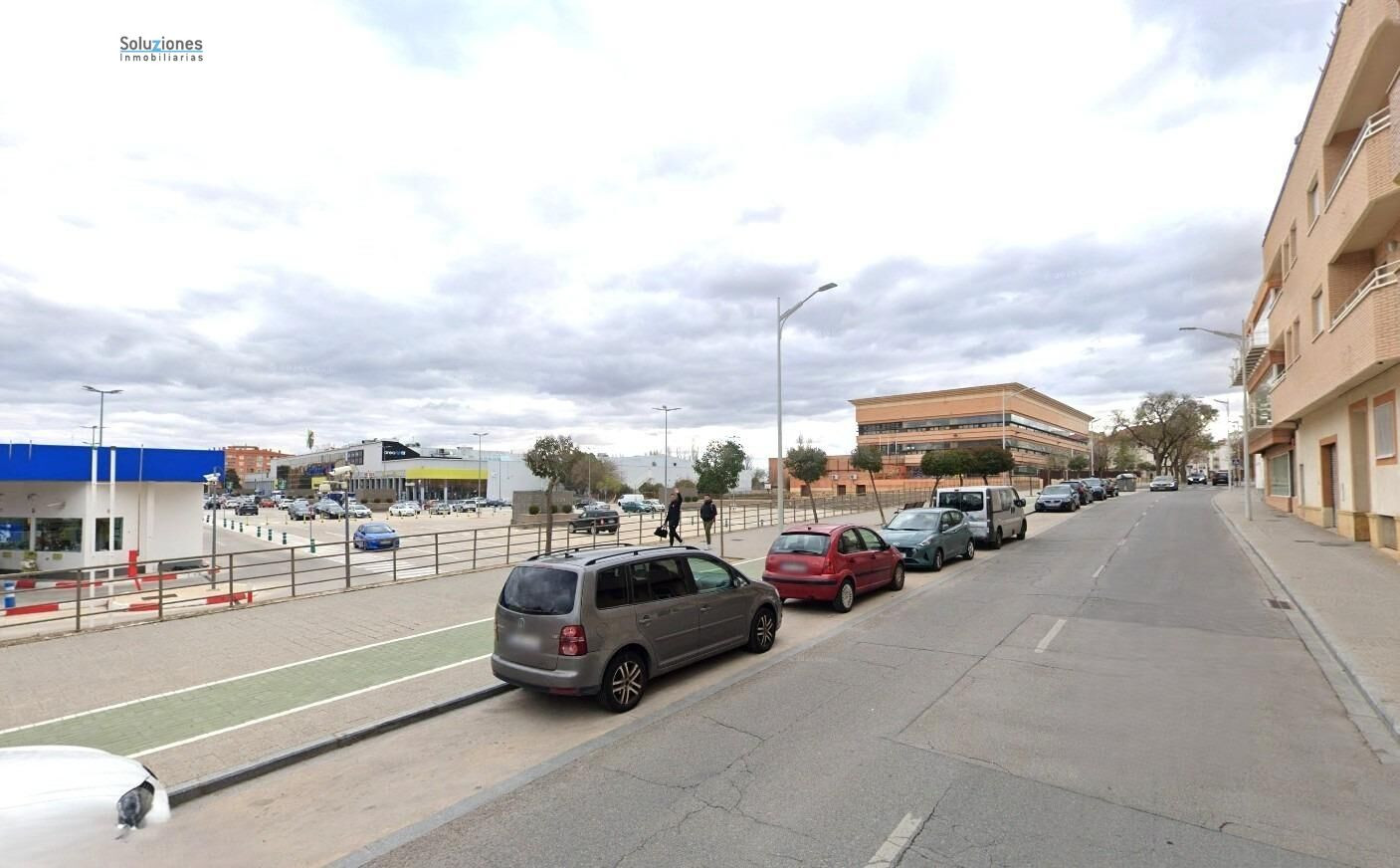 Amplio y luminoso piso seminuevo en San Pedro, Albacete por solo €209,000 ✨/ 229000 € con garaje