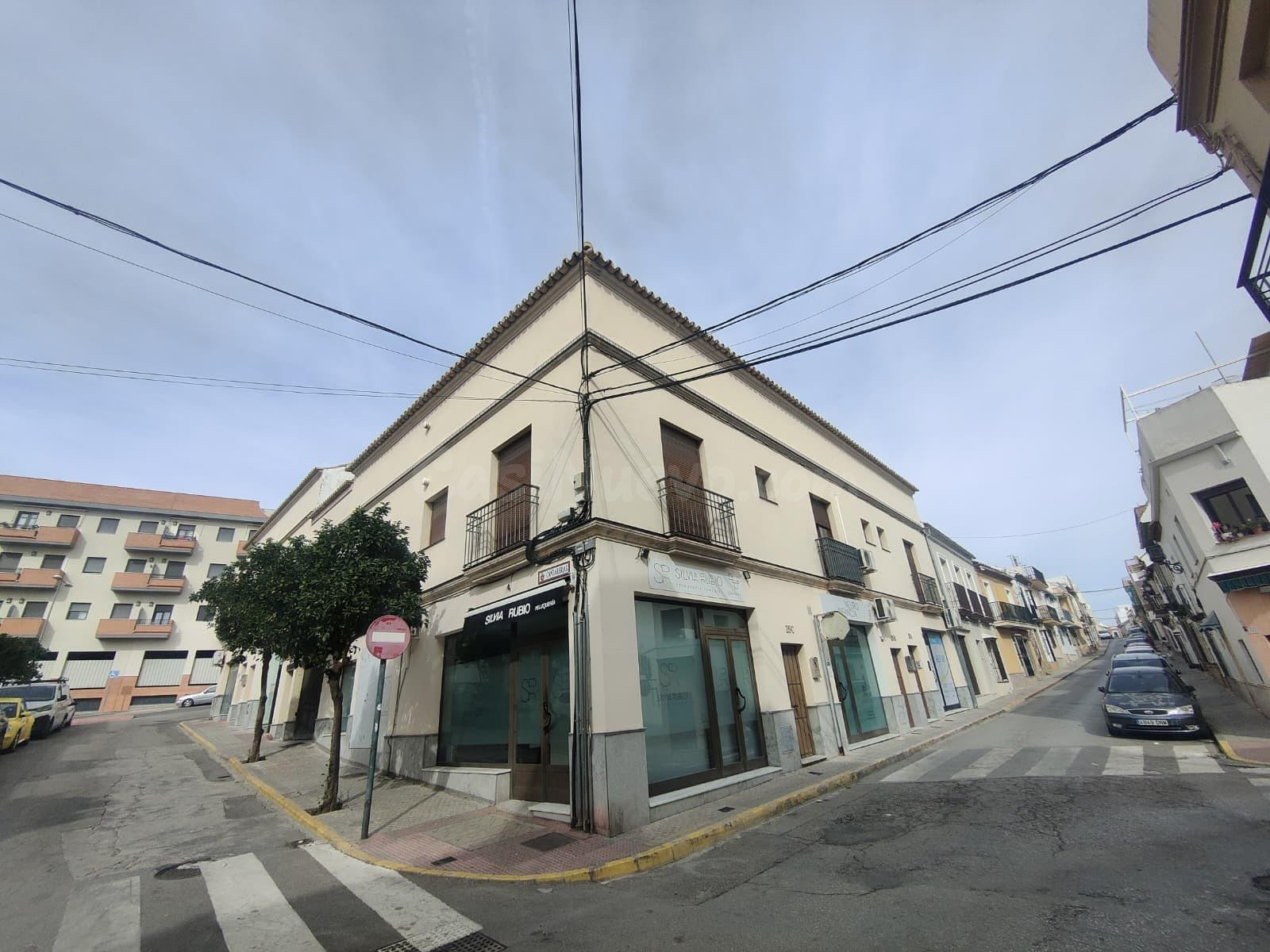 Dúplex en zona de Los Salesianos con 4 habitaciones a estrenar