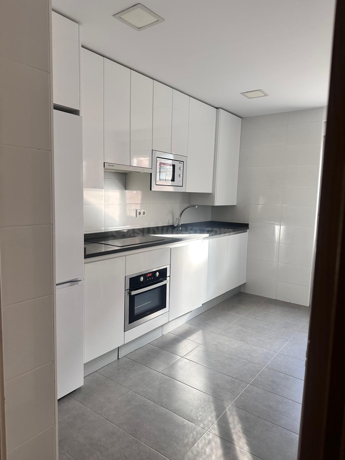 habitaciones en alquiler en piso reformado,.Con gastos inclu - foto 4