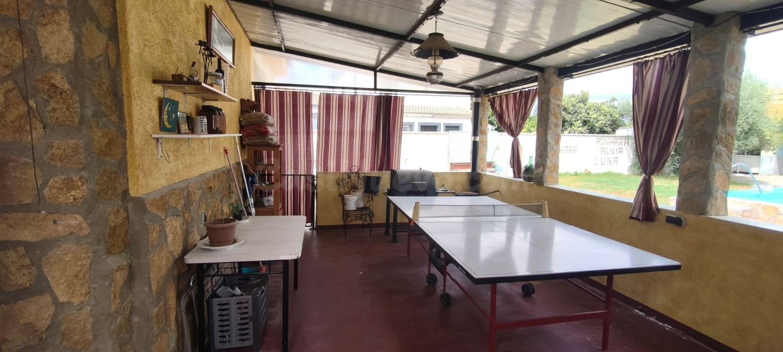 CHALET NO HIPOTECABLE CON PISCINA Y CASA DE INVITADOS EN EL  - foto 4
