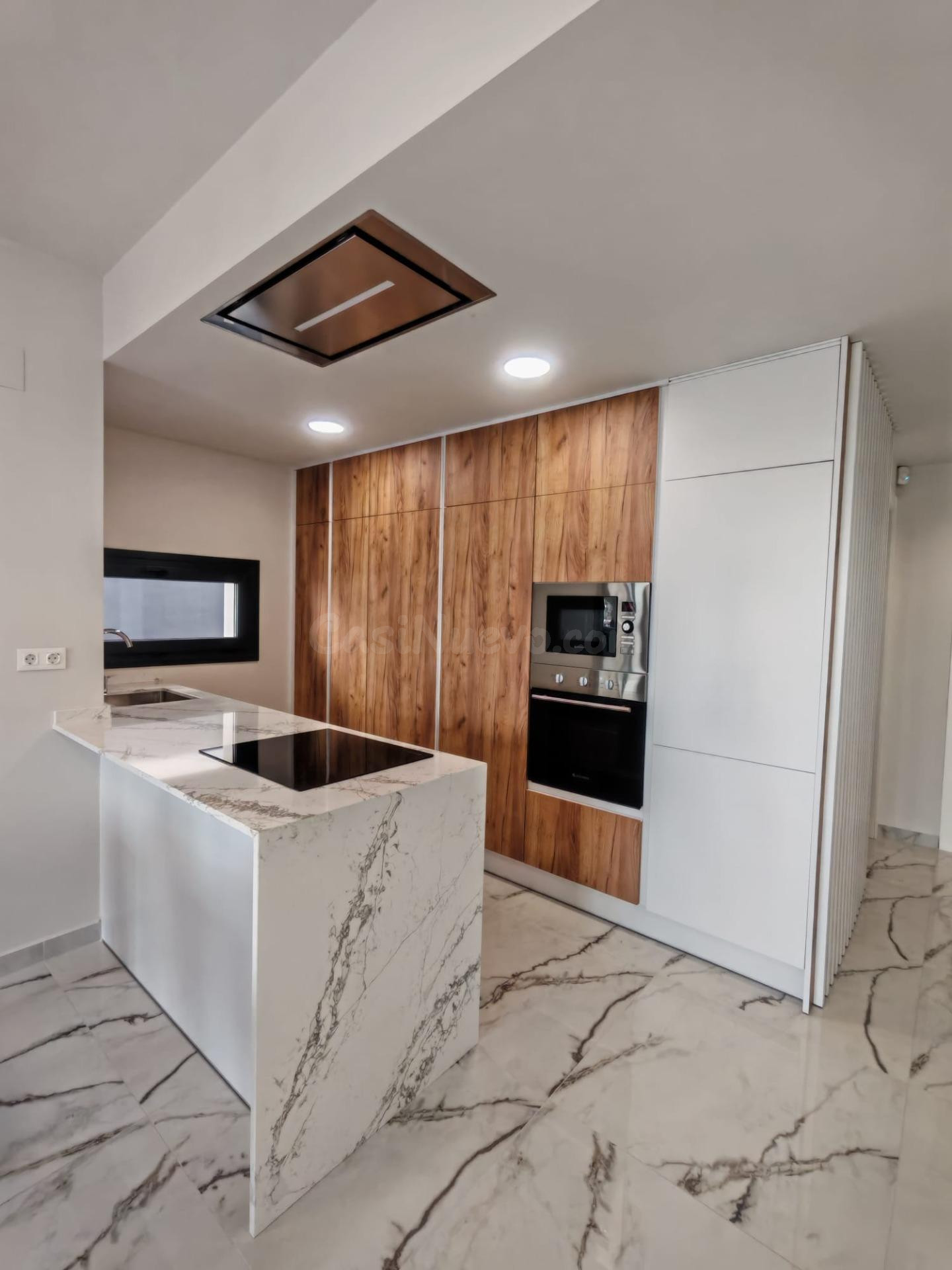 Magnífico bungalow en planta baja con terraza, 2 dorms, 2 baños, parking y trastero - foto 3
